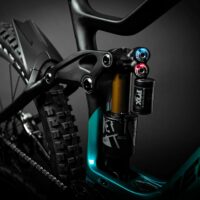 Merida eOne-Sixty 10k FS Carbon Electric Mountain Bike - Gloss Candy Teal/Black 2020 - Image 6