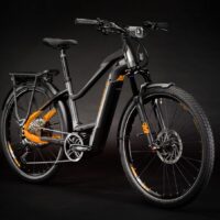 Haibike Trekking 10 MID Hybrid Electric Bike 2021, BOSCH Perf. CX, 625Wh - Titan/Lava - Image 2