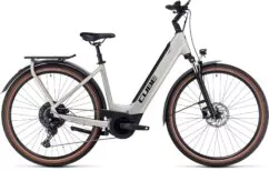 Cube Touring Hybrid Pro 625 Easy Entry, 625Wh - Silver