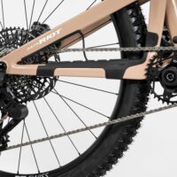Ghost 2026 Path Riot CF Full Party Electric Mountain Bike, 480Wh - Dusty Rose - Image 6